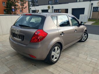 Kia Ceed 1.4 CVVT benzin 77kw - 3