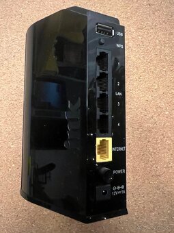 Predám Wi-Fi router D-Link Cloud Gigabit Router N300 - 3