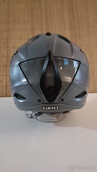 Predám lyžiarsku prilbu GIRO - 3