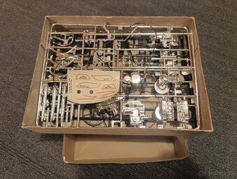 REVELL - Kawasaki KZ-900 LTD - 3