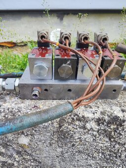 Hydraulický rozvádzač - 3