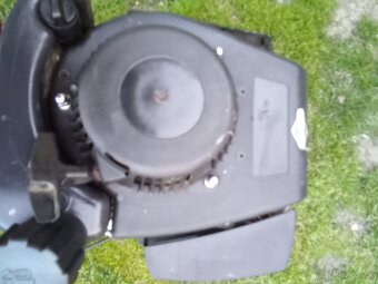 Benzínový motor briggs stratton - 3