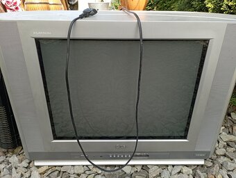 Tv - 3