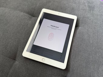 iPad 5.gen., 128 GB, cellular - 3