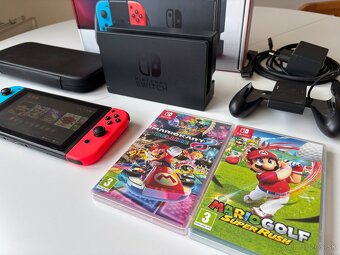 Nintendo Switch + puzdro a hry - 3