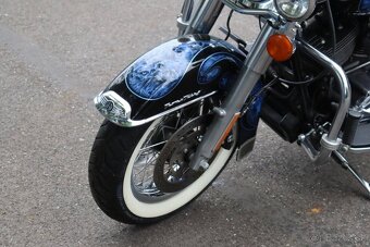 HARLEY - DAVIDSON - ROAD KING CLASSIC - 2013 - 23.200 km - 3