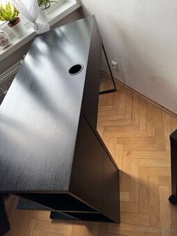 Predám písací stolík a zásuvkový diel Micke/Ikea - 3