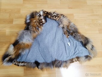 Líščia kožušinová vesta s leopardím vzorom - 3