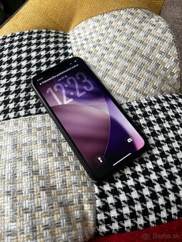 iPhone 11 black 128GB - 3