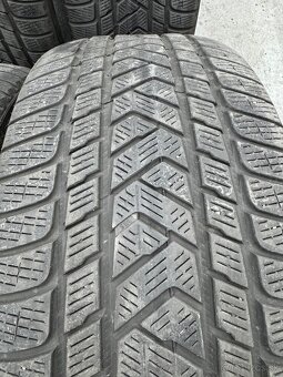 Pirelli 285/45 R21 zimne - 3