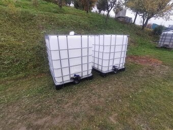 1000 litrova nádrž, ibc kontajner - 3