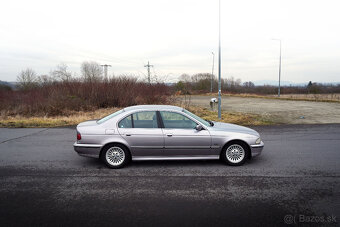 BMW E39 528i Sedan Manuál - 3