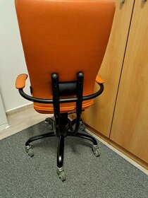 Kancelárska stolička spinalis - 3