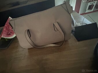 Guess - 3