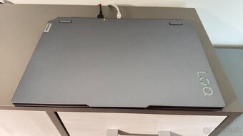 Lenovo LOQ 15IRX9 - 3