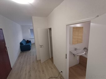 Prenajmem 1,5 izbový byt - 3