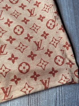 Louis Vuitton - 3