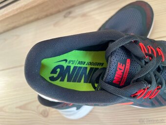 Panske bezecke topanky NIKE FREE 5.0 - 3