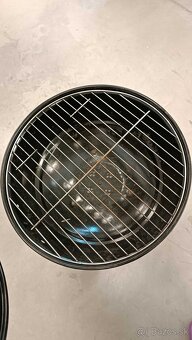 okrúhly záhradný gril - 3