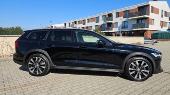 Volvo V60 Cross Country - 3