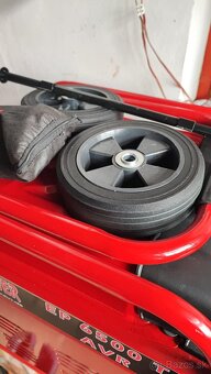 Generátor benzínový motor Honda. - 3