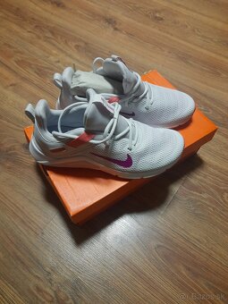 Predám sport.obuv dámsku nike - 3