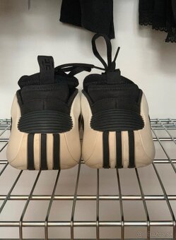 Adidas Harden Vol. 8 - 3