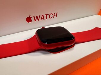 Apple Watch 8 41mm - RED PRODUCT - 3