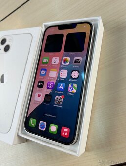 iPhone 13 256GB starlight - super stav - 3