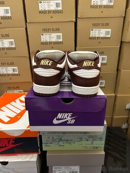 Nike SB Dunk Low X Supreme Stars Barkroot, 45 - 3