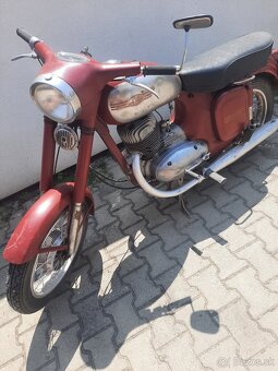 Jawa 250/559 - 3