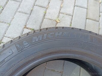 Letné pneu Michelin Agilis 215/60 R17C - 3