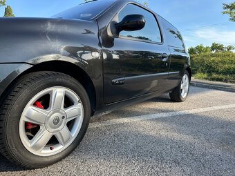 Predám Renault Clio SPORT 1.4 16v - 3