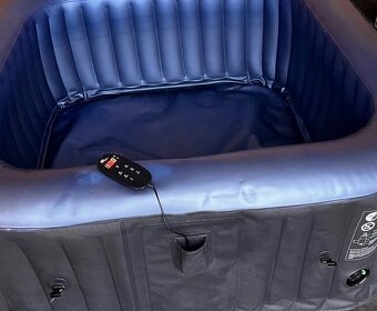 Predám - Vymením vírivku Marimex pre 6 osôb za infrasaunu - 3