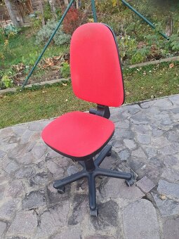 Kancelárska stolička - 3