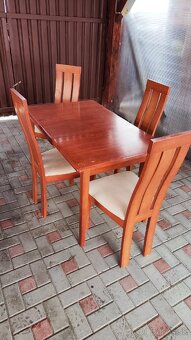 Jedálenský stôl z masívu + 4x stolička - 3