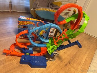 Hotwheels dráha - 3