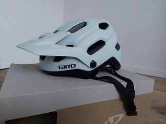 Prilba GIRO Source MIPS Mat Chalk - 3