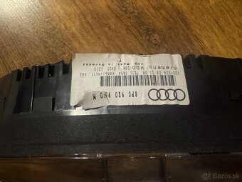 Budíky Audi a3 8p benzin - 3