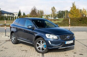 VOLVO XC60 (2015) - 3