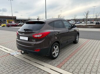 Hyundai IX35 2.0 CRDi 100kw 4x4 ČR DPH - 3