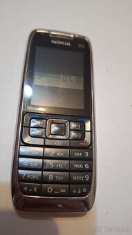Nokia E51 - 3