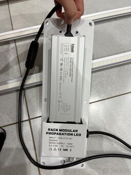 Led svetlá na pestovanie rastlín / mikrobyliniek - 3