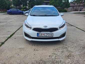 Kia ceed sw - 3