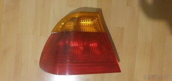 Originál BMW E46 sedan zadné svetlá - 3