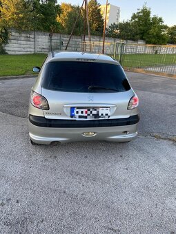 Peugeot 206 1.4 HDI 50 kw 2004 - 3