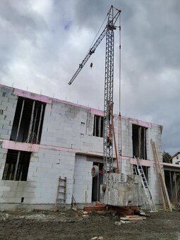 Stavebný zeriav,Dalbe121 - 3