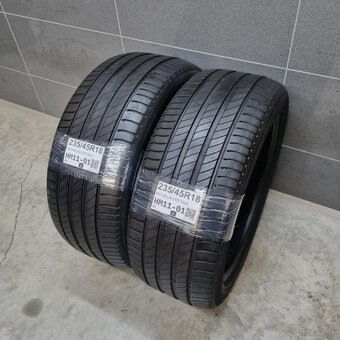 Letné pneumatiky 235/45 R18 MICHELIN - 3