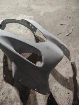 Gsxr750 k1 maska - 3