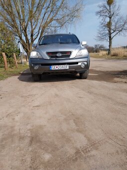 Kia Sorento 2,5 CRDI 103KW 4x4 - 3